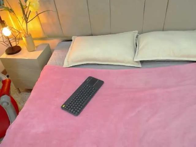 Freechat paultte on BongaCams