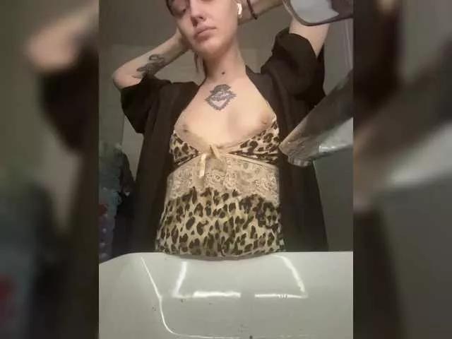 Offline Pizda-Drozda on BongaCams