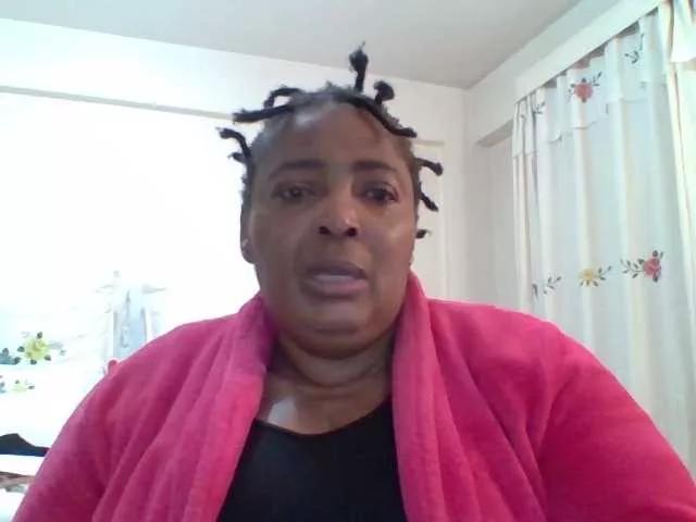 Offline pussylips53 on BongaCams