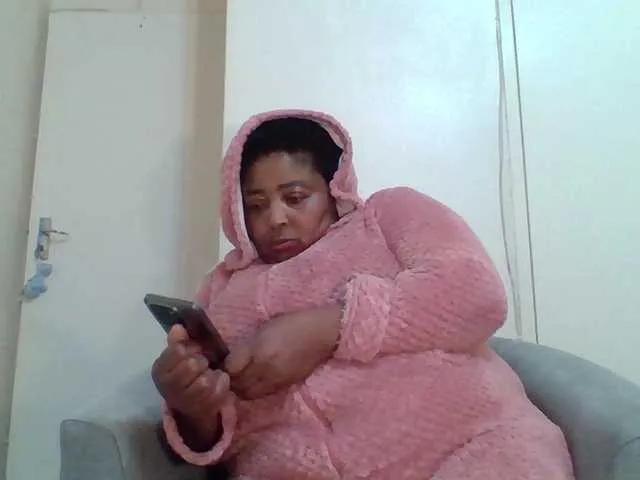 Offline pussylips53 on BongaCams