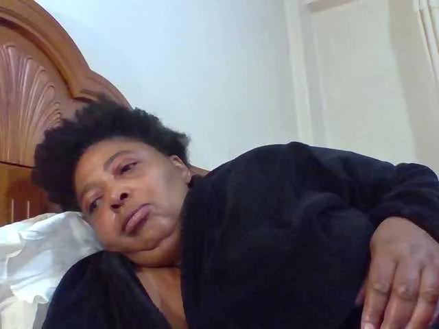 Offline pussylips53 on BongaCams