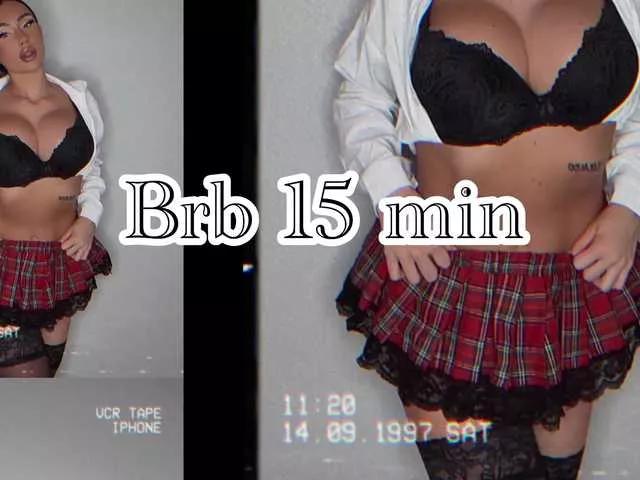 Freechat qsstess on BongaCams