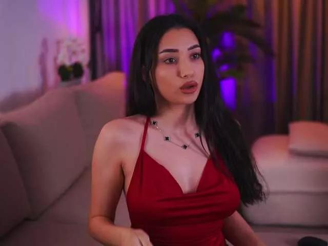 Offline RamiraRowa on BongaCams