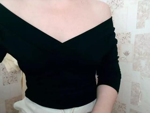 Offline RiraRita on BongaCams