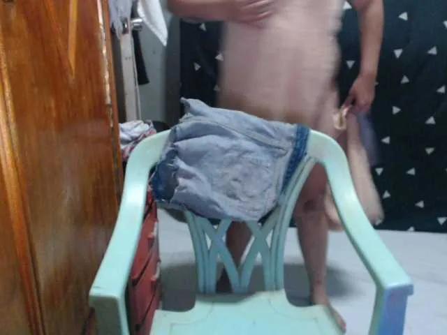 Offline RoseSquirt on BongaCams