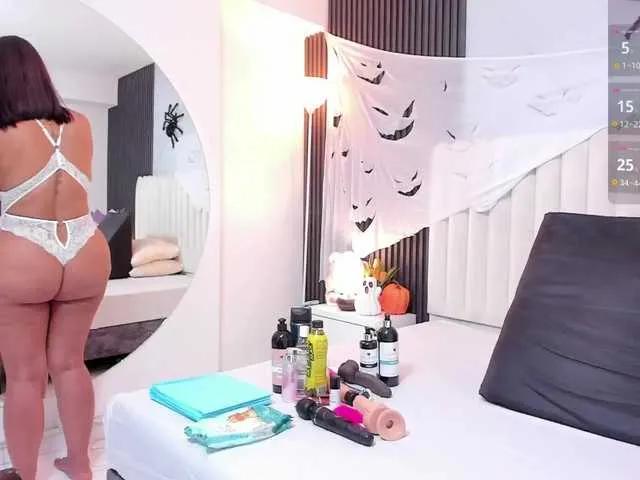 Offline Samantha-Claus on BongaCams