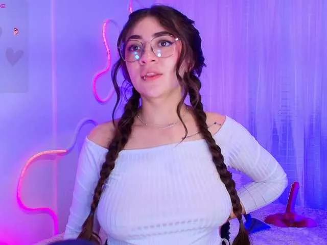 Offline Samii-Evans on BongaCams