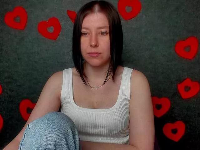 Offline sannyflower on BongaCams