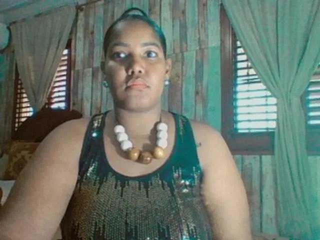 Offline sarahlove16 on BongaCams