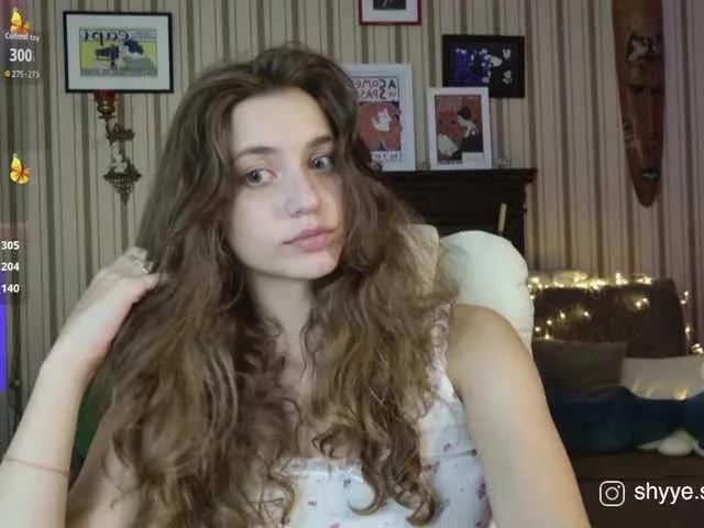 sarahsupershy — Intelligence, sense of humor, determination