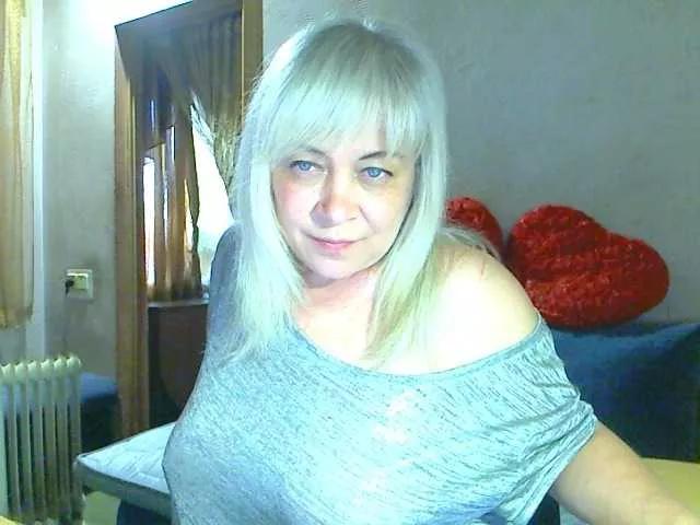 Offline Savan35na on BongaCams