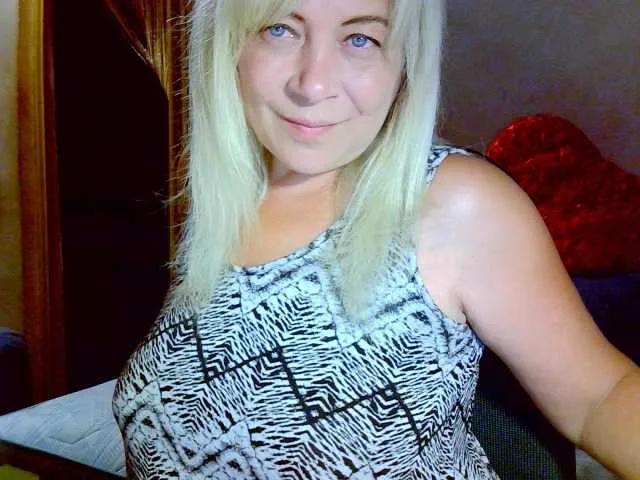 Offline Savan35na on BongaCams