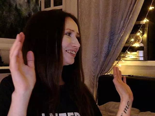 Offline Serseia on BongaCams