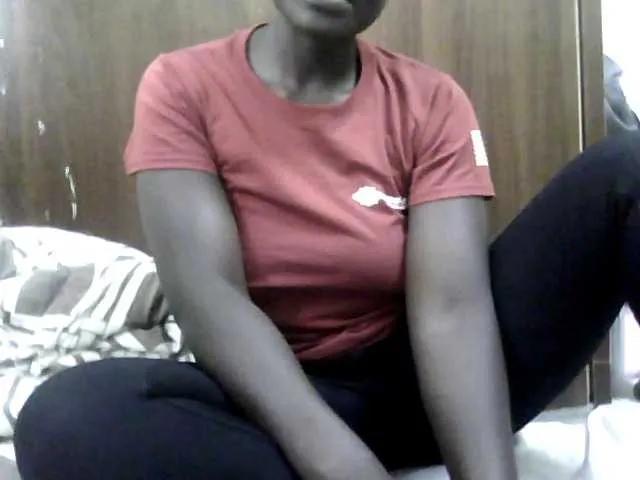 Freechat Sexycharlet43 on BongaCams