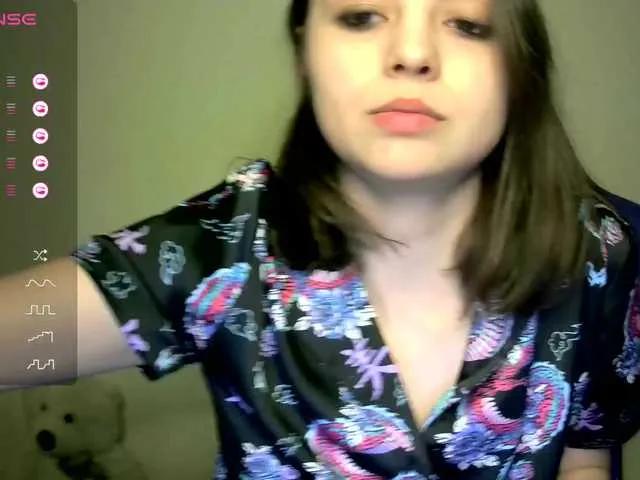 Offline SilverSaya on BongaCams