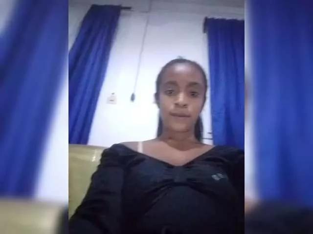 Offline silviaLaBombe on BongaCams