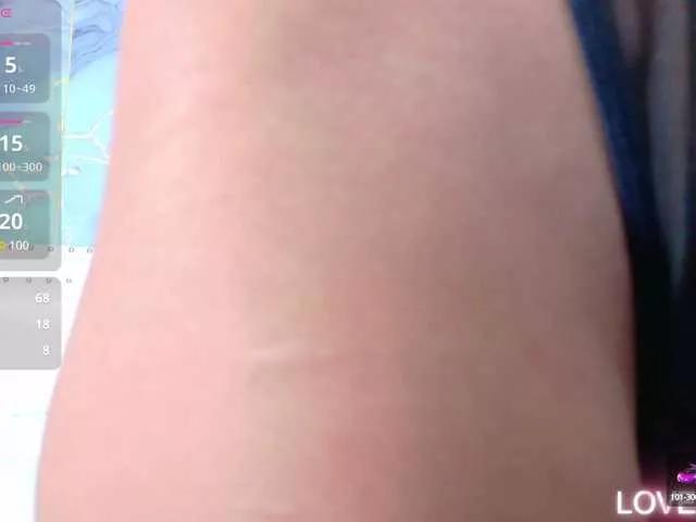 Offline slutlittlegir on BongaCams