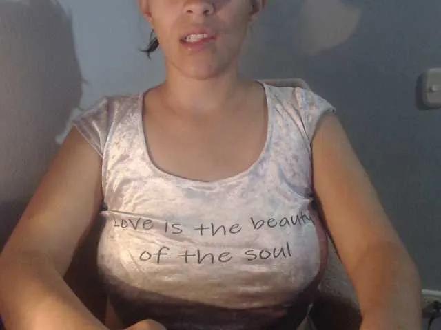 BongaCams Sofiabrunni is Freechat Sofiabrunni — Freechat on BongaCams