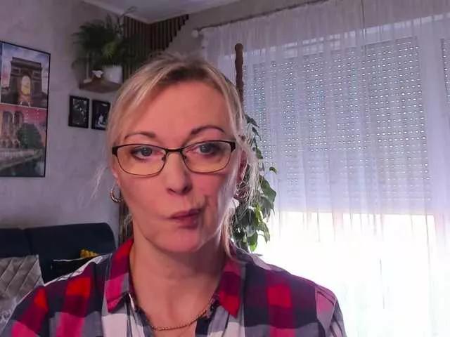 Offline SoftVANESSA on BongaCams