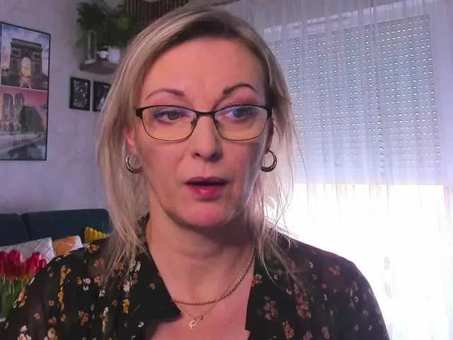 Offline SoftVANESSA on BongaCams