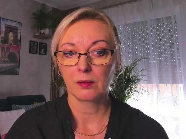 BongaCams SoftVANESSA is Freechat SoftVANESSA — I am a cooking addict, yes ! My dream is to make the whole world smell better with my cookies and my special plates I like to cook, The secret ingredient is always love, I like to put love in all I do. I believe laughter is brightest when the food is...