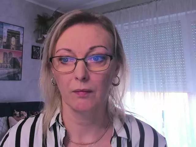 Offline SoftVANESSA on BongaCams