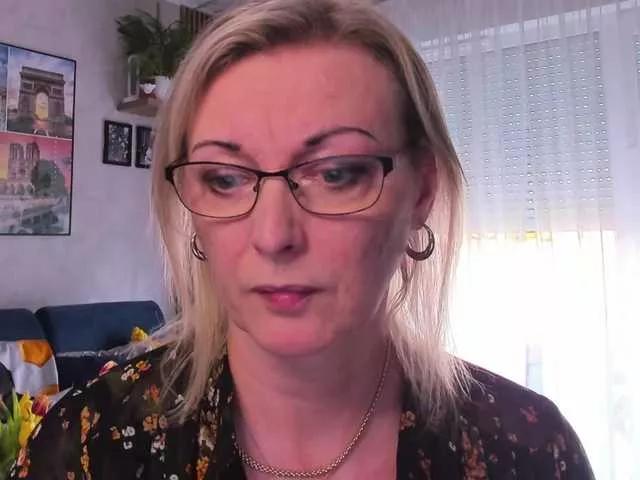 Offline SoftVANESSA on BongaCams