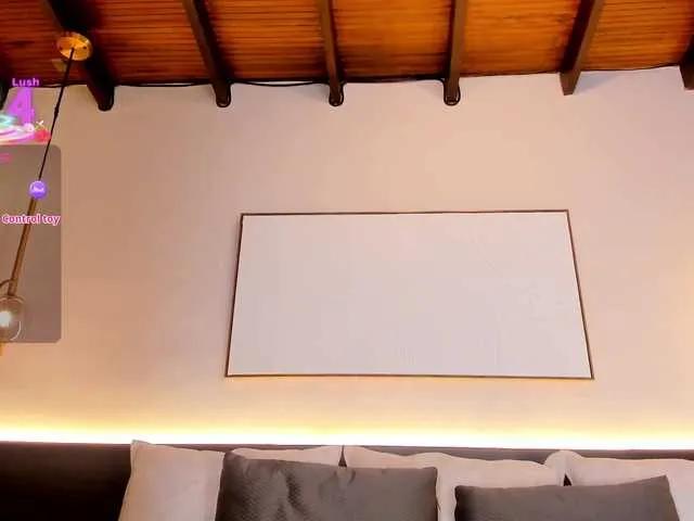 SolAvelar — I love fun, daring, sincere and talkative people, do you like to be daring? You are in the right place 