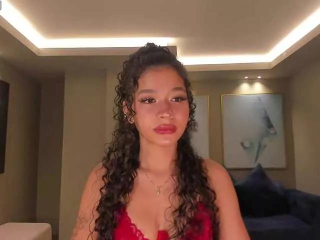 Offline SophieHouston on BongaCams