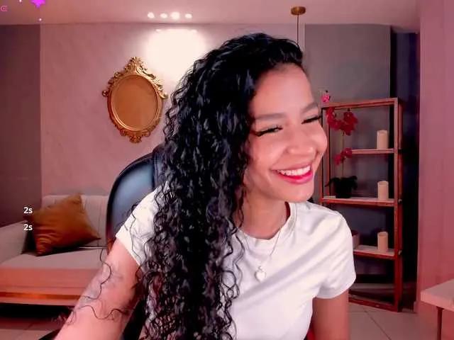 Offline SophieHouston on BongaCams