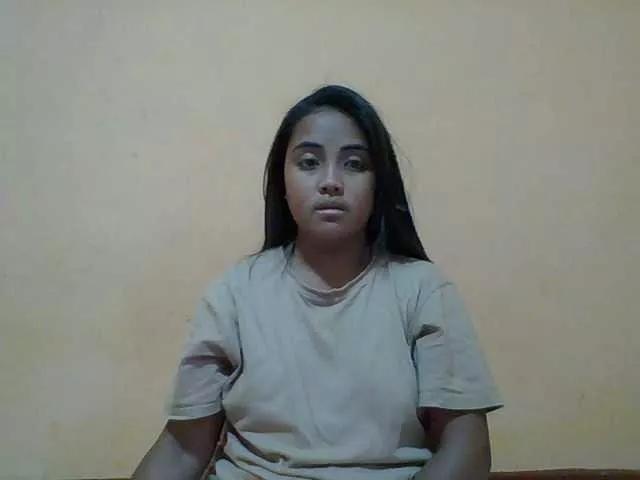 Offline SunsetMonica on BongaCams