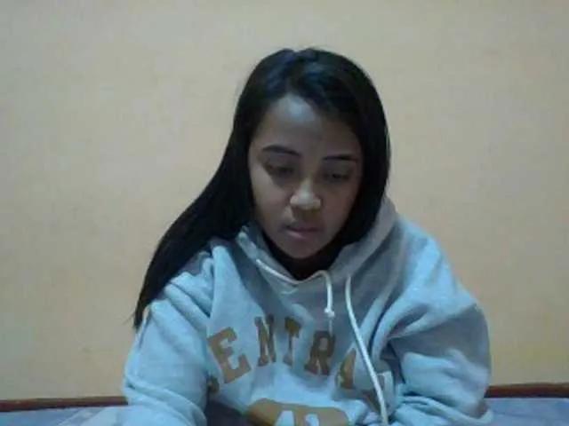 Offline SunsetMonica on BongaCams