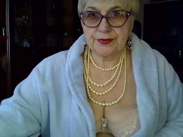 Offline SweetCherry00 on BongaCams