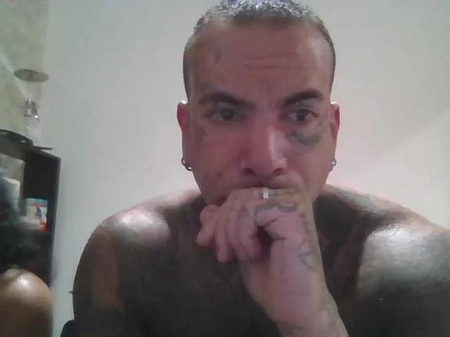 Offline TattooedCouple on BongaCams