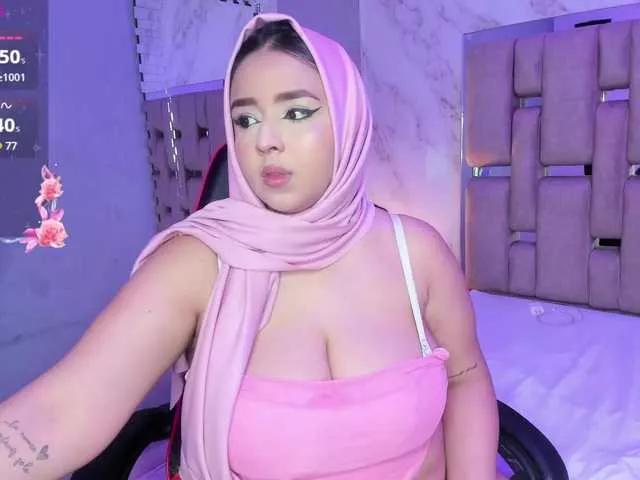 Offline ThanaHaluff on BongaCams