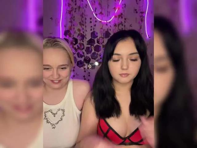 Freechat The-best-babies on BongaCams