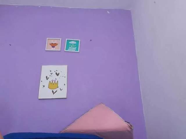 Offline tinkerbell- on BongaCams