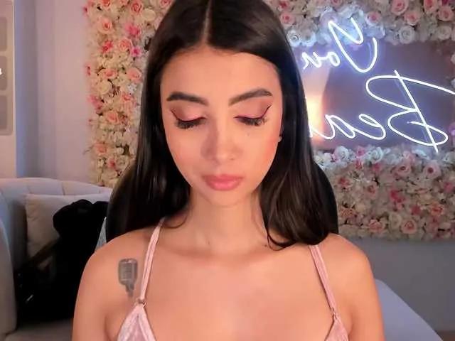 Offline ValeriaVelvet on BongaCams