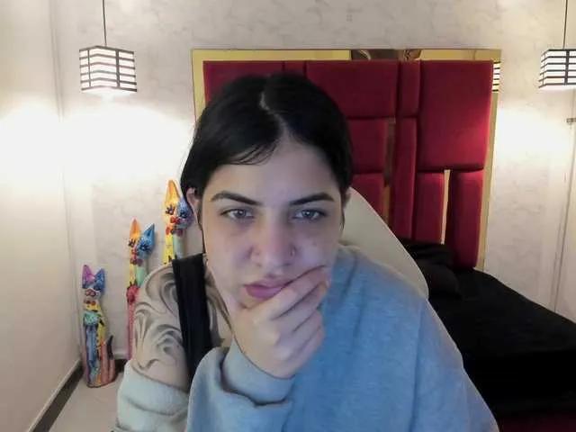 Offline violetsmith on BongaCams