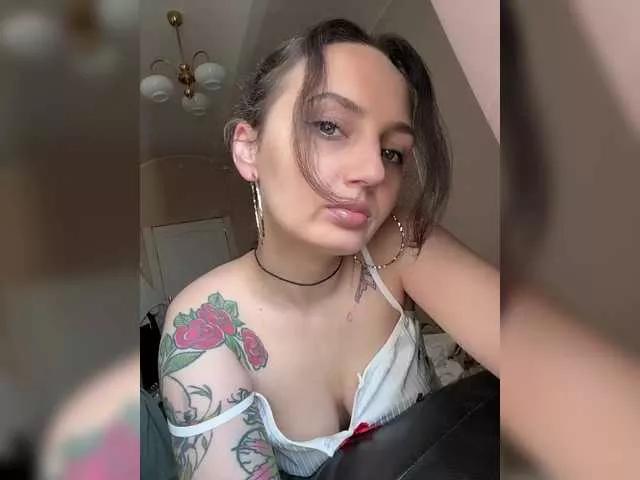 Offline Wow-Eva on BongaCams