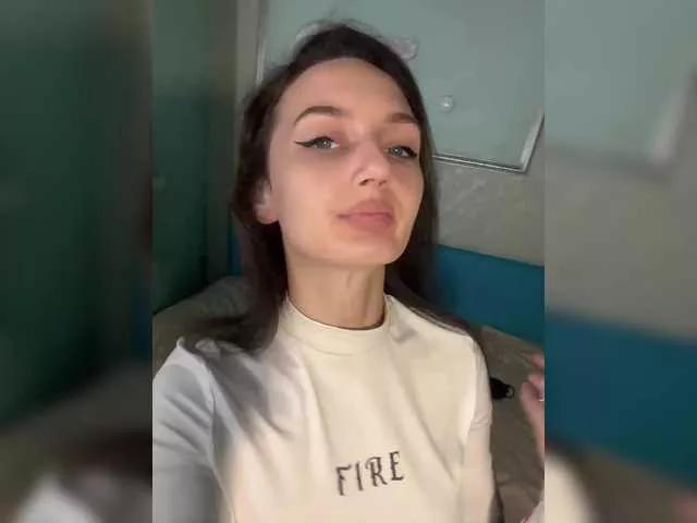 Offline Wow-Eva on BongaCams