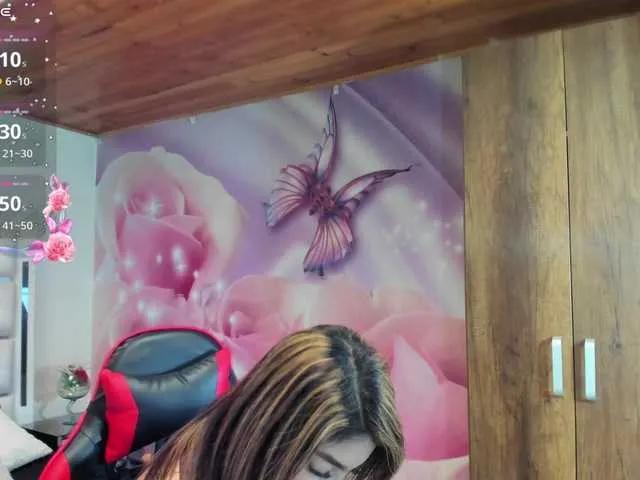 Freechat Yelena-mutiz on BongaCams