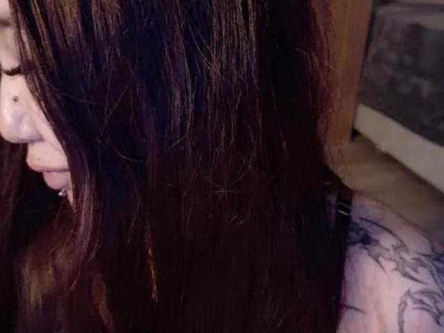 Offline Yuriko-May on BongaCams
