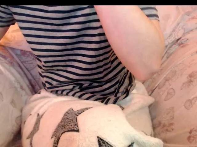 Offline yzza-suave on BongaCams