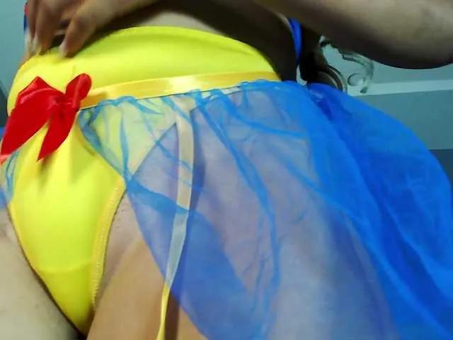 Offline zoeyfox on BongaCams