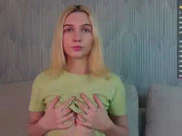 _curlydream_ on Chaturbate