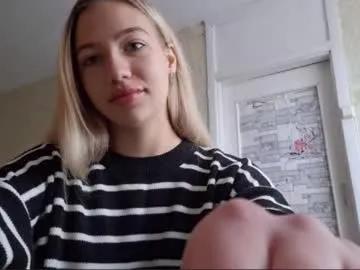asuncionedgeman — Hello, i am Diana! Goal: Spin around, show my outfit  #new #teen #18 #student #blonde [60 tokens remaining]