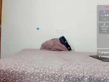 axel_ag — GOAL: cum [400 tokens remaining] Welcome to my room! #bigdick #ass #latino #lovense #cum