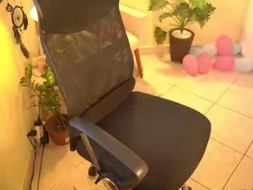 Freechat bluemysticlady on Chaturbate