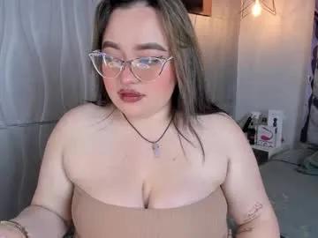 Freechat carolineevanss1 on Chaturbate